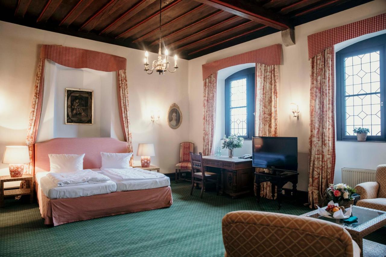 Schlosshotel Goetzenburg جاكستهاوزن المظهر الخارجي الصورة